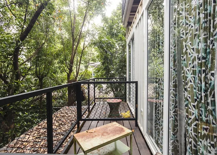 The Yard Hostel Bangkok